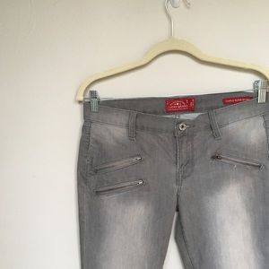 Lucky brand ~ Charlie Super Skinny Jeans